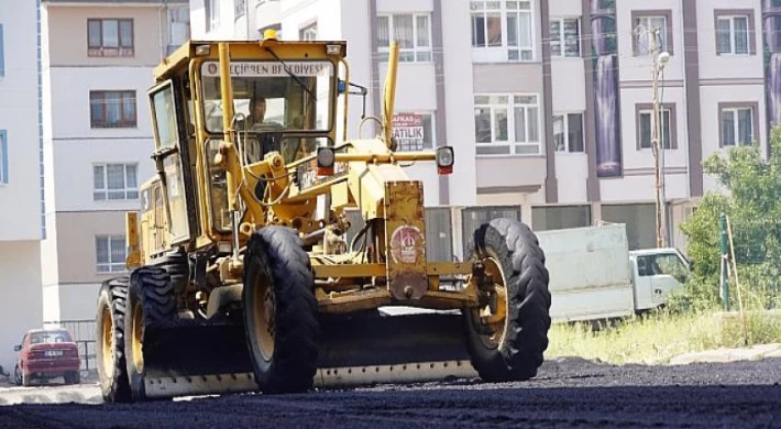 Keçiören’de Tam Gaz Asfalt Çalışması