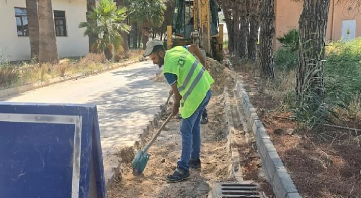 Menemen’de üst kaplama çalışmaları devam ediyor