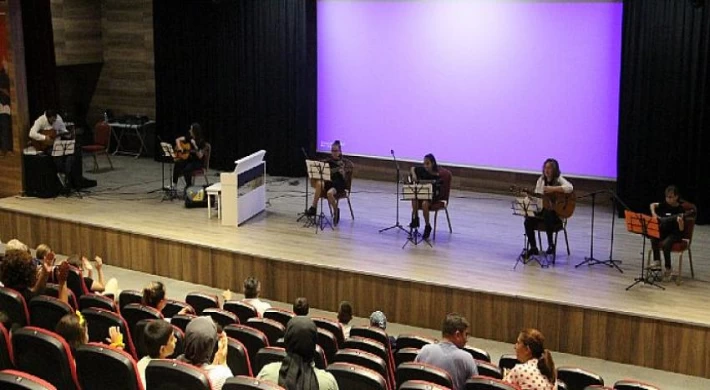 Saray Belediyesi Yaz Atölyeleri’nden muhteşem konser