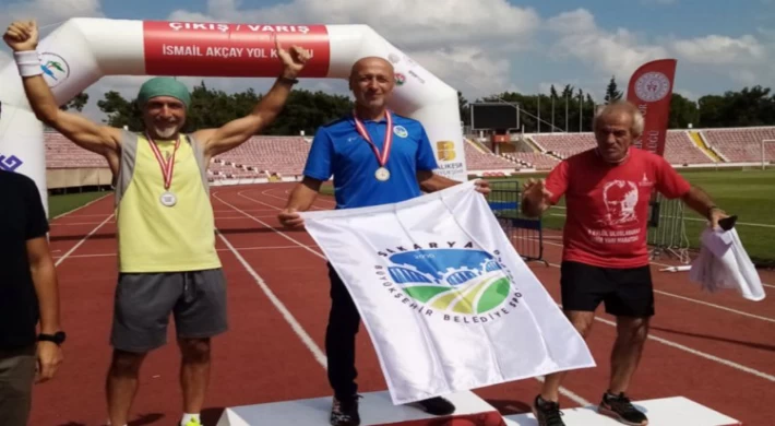 Atletizmde Sakarya’ya altın madalya geldi