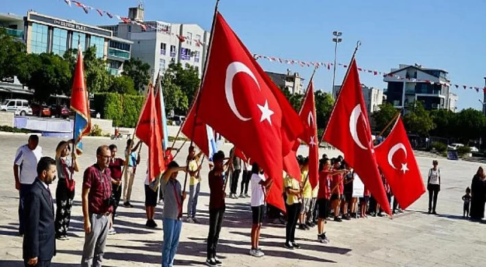 Öğrencilerin Yeni Eğitim Yılı Hediyeleri Başkan Atabay’da