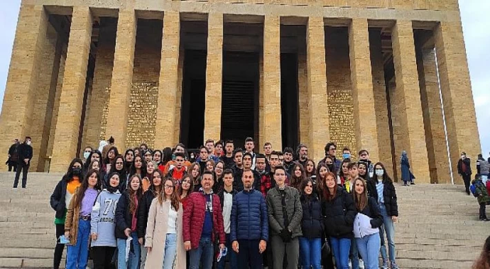 ’Başkenti ve Anıtkabir’i Görmeyen Öğrenci Kalmayacak’ projesi ödül getirdi