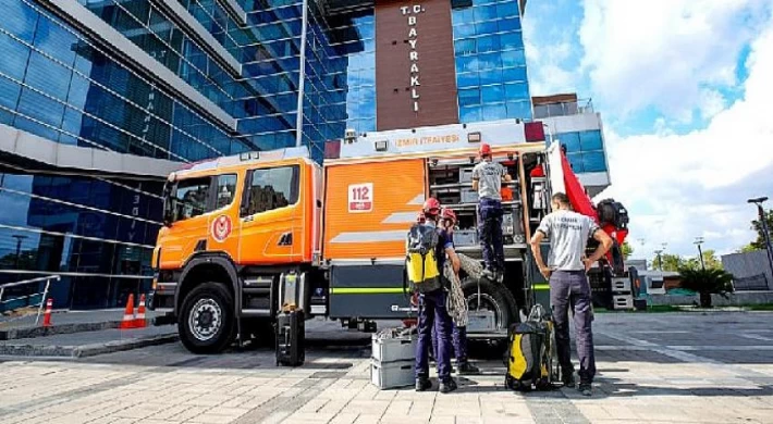 Bayraklı Belediyesinde yangın tatbikatı