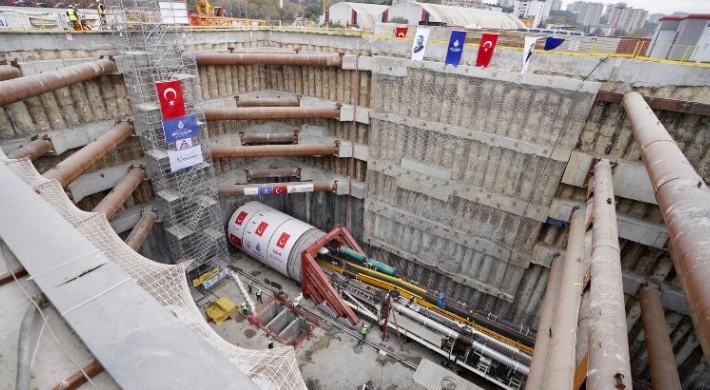 3,5 milyon kişinin beklediği metro inşaatı nihayet başladı