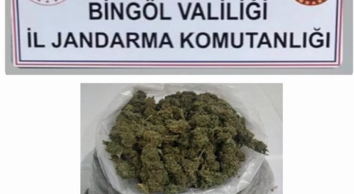 Bingöl’de 1,18 kilogram esrar ele geçirildi