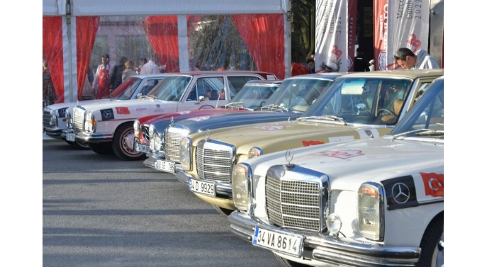 Klasikler ’Cumhuriyet’ için yollara çıktı