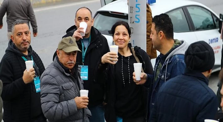 Bağcılar Belediyesi Sürücü adaylarına çorba ikramı