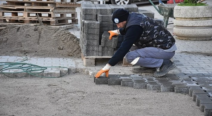 Edremit Belediyesi’nden Yollara Bakım