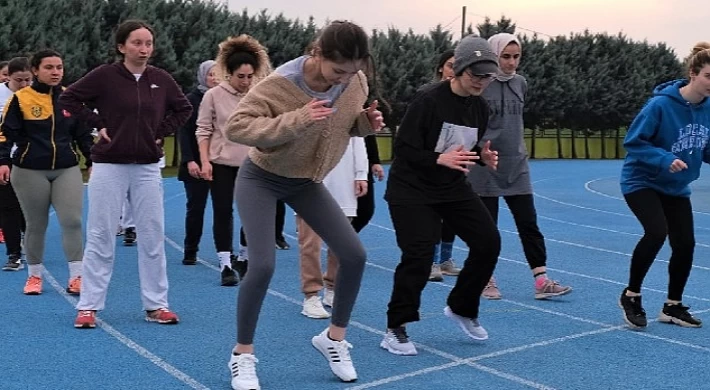 Kocaeli Büyükşehir polis adayı gençleri POMEM Sınavına Hazırlıyor