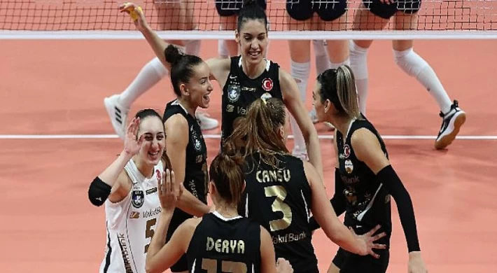 VakıfBank, PTT’ye set vermedi