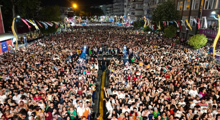 SİLİVRİ'DE UNUTULMAZ YOĞURT FESTİVALİ