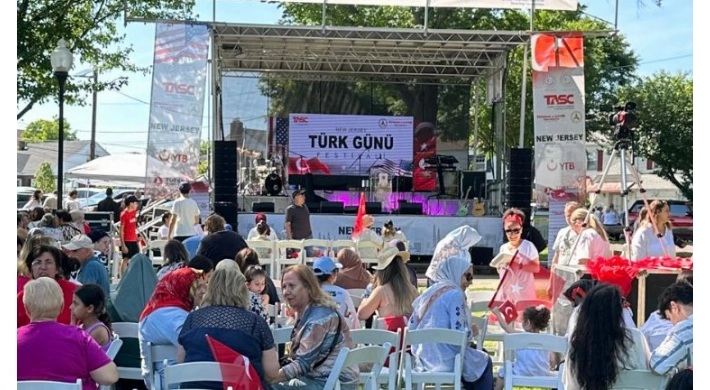 ABD’de yüzlerce kişi ’Türk Günü’nde buluştu