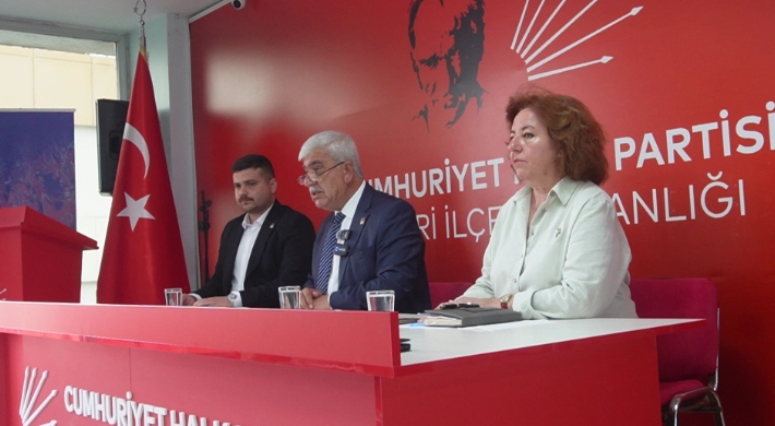 CHP Silivri'den Eğitim Sistemi Eleştirisi