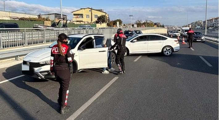 Silivri'deki Denetimlerde Aranan 46 Şahıs Yakalandı