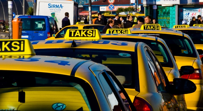 Taksi ve Dolmuşlara Acil Durum Butonu Zorunluluğu Getirildi