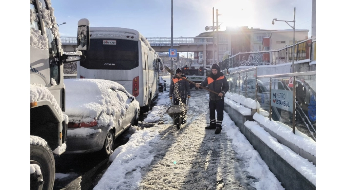 İstanbul’da hafta sonu sınav ve eğitimlere zorunlu ara!