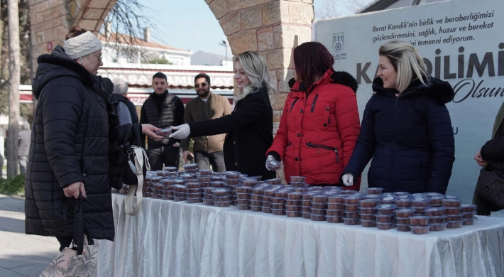 Silivri Belediyesi Berat Kandili’nde Lokma İkramında Bulundu