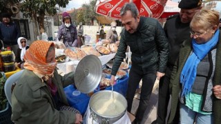 Belediye Başkan v. Kaymakam Murtaza Dayanç, her yıl düzenlenen Geleneksel Urla Özbek Bahar ve Ot Bayramı’na katıldı.