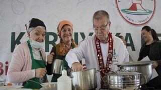 Karşıyaka’nın Çınarlarına Dopdolu Kutlama