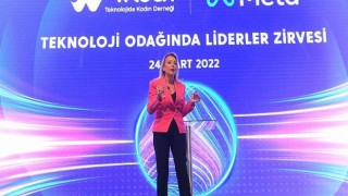 “Teknoloji Odağında Liderler Zirvesi” ile 50 kadın robotik süreç otomasyonu eğitimi alıyor