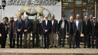 Yaşlılar Haftası Kapsamında Huzurevi Sakinlerine Kahvaltı Programı Düzenlendi