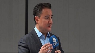 Ali Babacan, Cumhurbaşkanı Adayı Tartışmasını Değerlendirdi ‘Önümüzdeki seçim demokrasimiz için ölüm kalım meselesi’