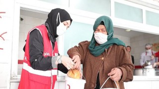 Aşevlerinde Kazanlar İftar ve Sahur İçin Kaynıyor