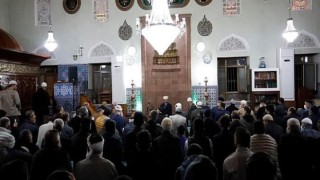 Ayasofya Camii İmam Hatibi Muştuer, İnegöl’de Teravih Kıldırdı