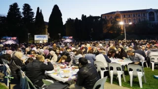 Boğaziçi Üniversitesi mezunları iftarda buluştu