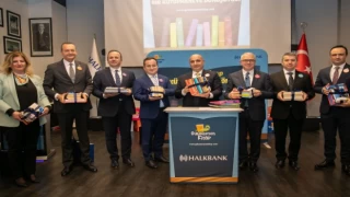 Halkbank’tan ’Gülümseyen Kitap’ projesi