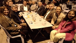 İYİ Parti Marmaris’te sokakta halka açık iftar