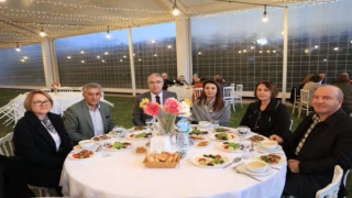 İzmir Güzelbahçe’de gazi ve şehit yakınlarına iftar