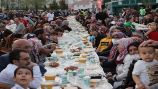 Kayseri Kocasinan’ın iftarına 4 bin 300 kişi katıldı