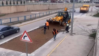 Kocaeli Büyükşehir kendi ürettiği asfaltı kullanıyor