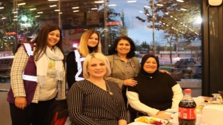 Kocaeli İzmit’in girişimci kadınları iftarda buluştu