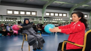 Kocaeli’nde parkinsonda erken tanı ve teşhisin önemi anlatıldı