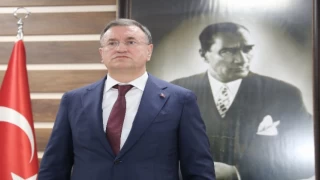 Lütfü Savaş: ”Suriye sorunu milli bir meseledir”