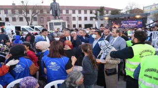 Malatya Büyükşehir Belediyesi tarafından günlük 5000 kişilik iftar yemeği dağıtılıyor