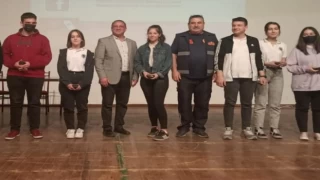 Manisa Somalı gençlere itfaiyenin önemini anlattılar