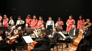 Muğla Büyükşehir Çocuk Korosu ilk konserini verdi