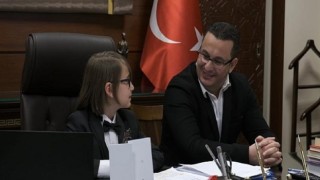 Mustafakemalpaşa’da Tüm Yetki Çocuklara Geçti!