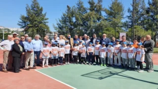 TEGV ve BİDEV İzmir Çiğli Eğitim Parkı Basketbol Sahası’nı yeniledi