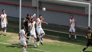 Tire Belediye Spor ile karşılaşan Aliağaspor FK, rakibini 89.dakikada Ali Şentürk’ün attığı golle 1-0 mağlup etti.