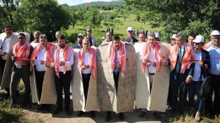 Bergama’da hayvan otlatma sezonu açılışına muhteşem tören