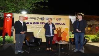 Demokrasinin geleceği İzmir Selçuk’ta konuşuldu