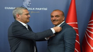 Diyarbakır Silvan’da AK Parti İlçe Başkanı CHP’ye geçti