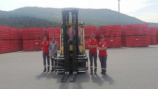 ‘Forklift Operatörü Eğitim Programı’ mezunu Coca-Cola İçecek Türkiye Kadın Çalışanları Fabrikalarda Görevlerine Başladı