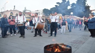 İzmir Foça’da Hıdırellez sevinci