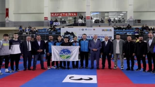 Karate şampiyonasına Sakaryalı sporcular damga vurdu