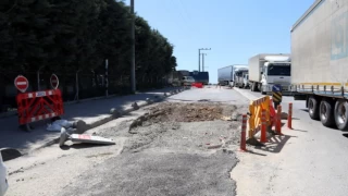 Kocaeli Gebze TIR garajları bölgesinde yol onarımı